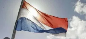 Op 4 mei herdenken wij…Wees welkom op 4 mei in It Maskelyn te Hurdegaryp. Om
19.00 uur is de zaal open, aanvang programma is 19.30 uur.

Er zal een verhaal verteld worden door Teake Zijlstra, een gedicht door de basisschool-kinderen en er is muziek van Douwe Bakker & Tialda Zwart.

Iets voor 20 uur zullen we naar buiten gaan waar we 2 minuten stil zijn. 
Het taptoe signaal zal worden gedaan door Durk van der Duim, op de trompet. 

Op 4 mei herdenken wij…op 5 mei vieren wij.

Namens het 4 mei comité Hurdegaryp 